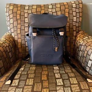 COACH Backpack Navy Blue (Barely used)